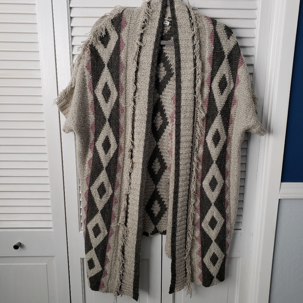 En Creme southwest style cardigan